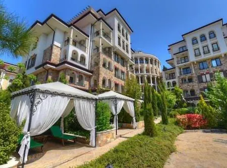 Esteban Apartment